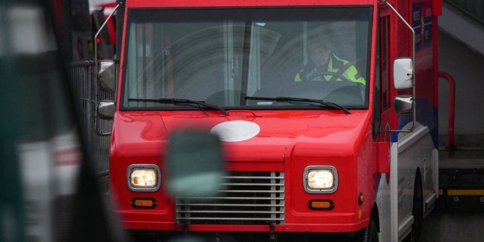 Canada Post delivery truck