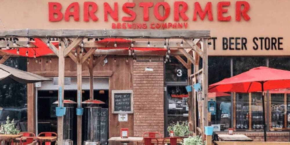 Barnstormer Brewing & Distilling Co. on Yonge St Business Directory