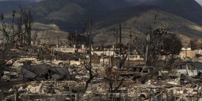 911 calls from deadly Lahaina wildfire show residents’ terror and panic in a desperate bid to escape