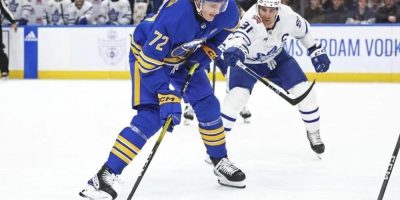 Sabres rout Maple Leafs 9-3