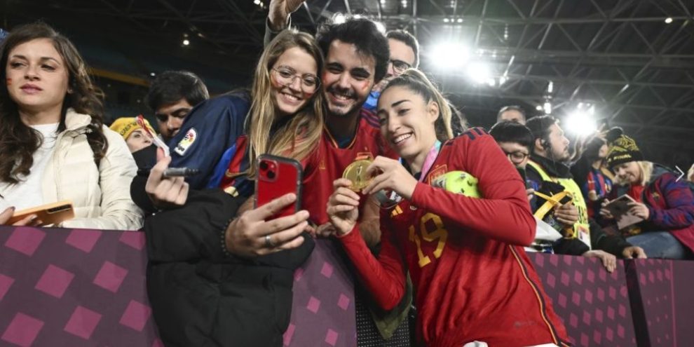 She scored the game-winner for Spain in the Women’s World Cup final. Then learned her father had died