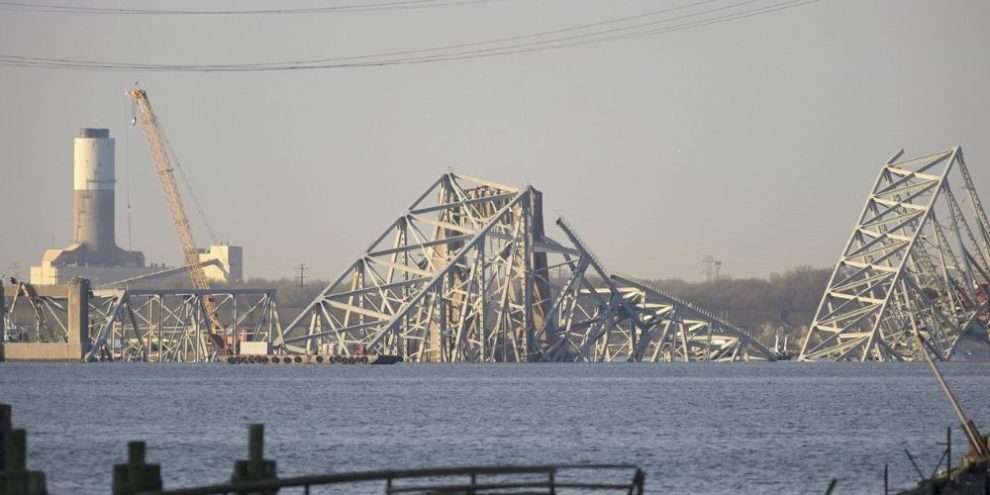 Crane arrives to remove wreckage from Baltimore bridge collapse