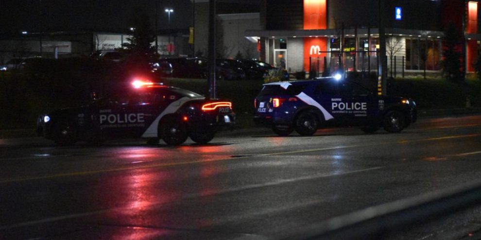 Barrie Police Fail to Remain