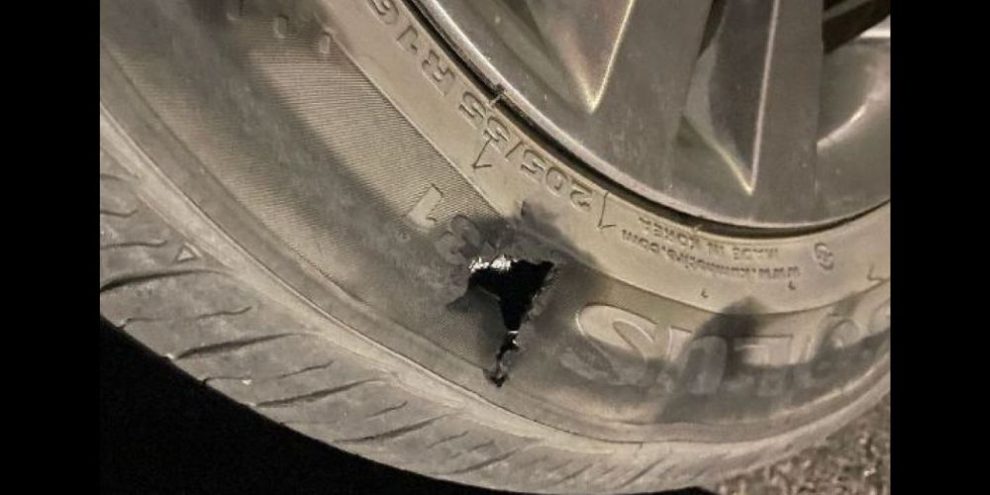 Tires slashed - Barrie Police