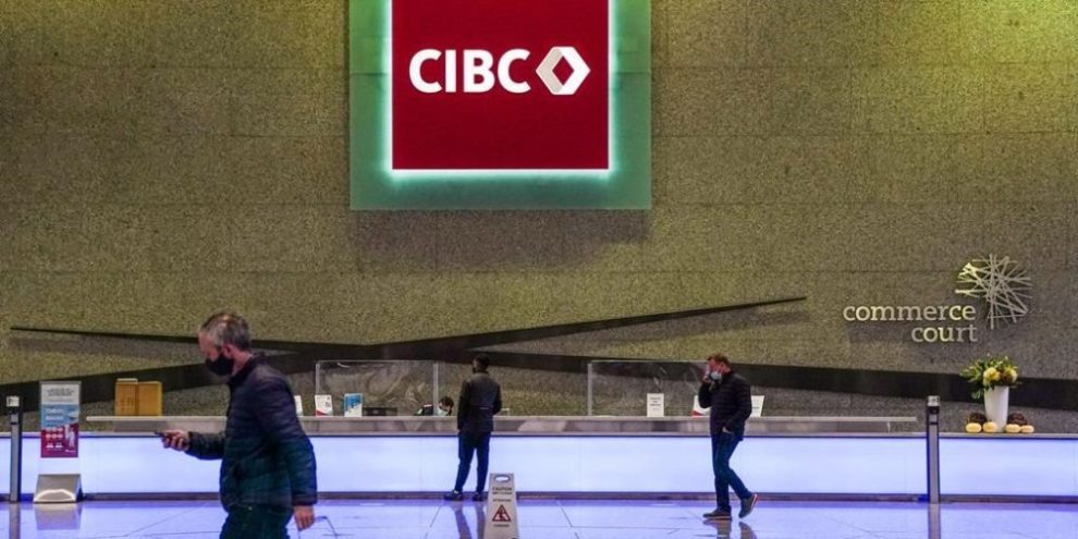 CIBC agrees to settle overtime class−action lawsuit, will pay $153 million