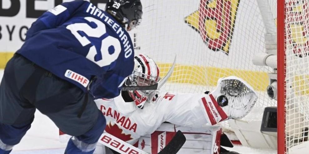 Rousseau solid in goal, Canada downs Finland 5-2 in world junior opener