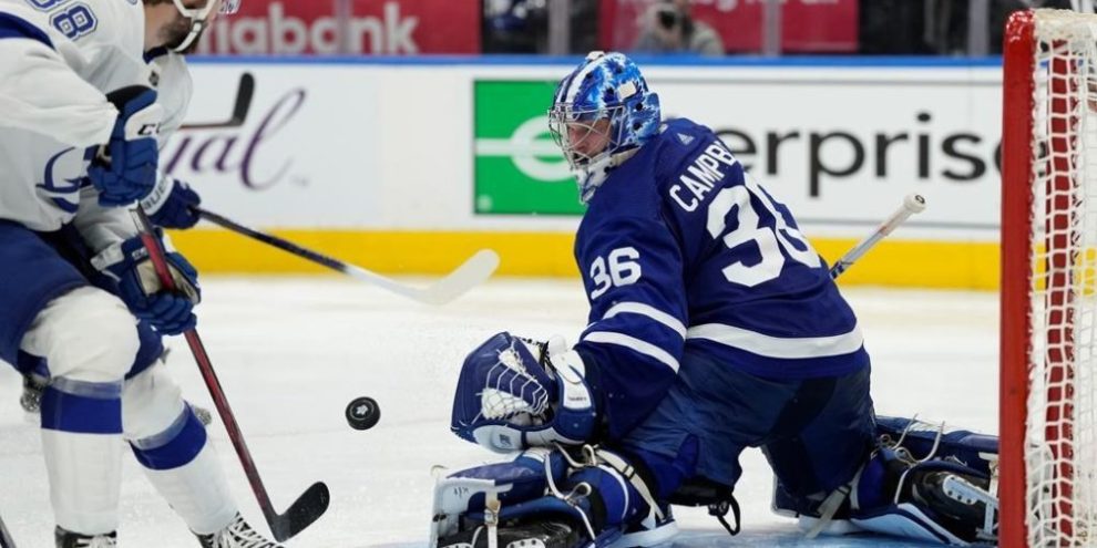 Hedman’s four points leads Lightning over Maple Leafs in Game 2 to even series