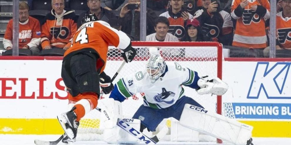 NHL roundup: Flyers flatten Canucks, Oilers pounce on Predators