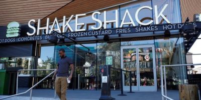 Shake Shack to open 35 locations in Canada