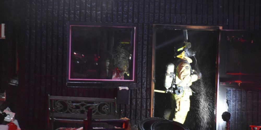 Barrie fire crews contain blaze to office of auto body shop Barrie 360