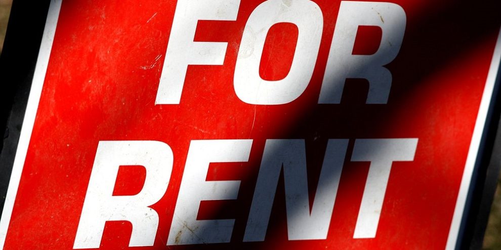 Median rent for a one-bedroom apartment in Barrie declined $100 last month