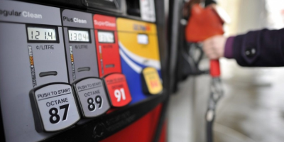 Price of gas falls; may fall some more