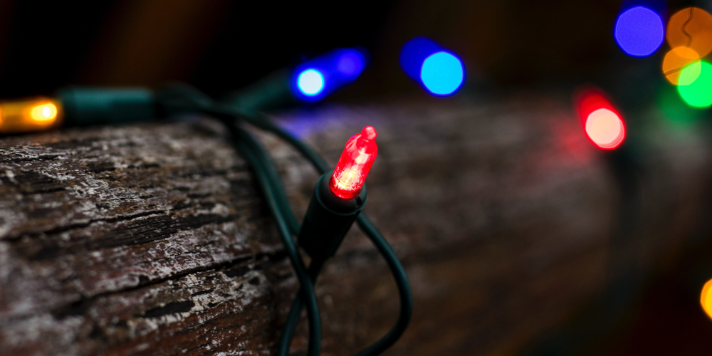 Submit your Christmas light display to The City of Barrie's Interactive