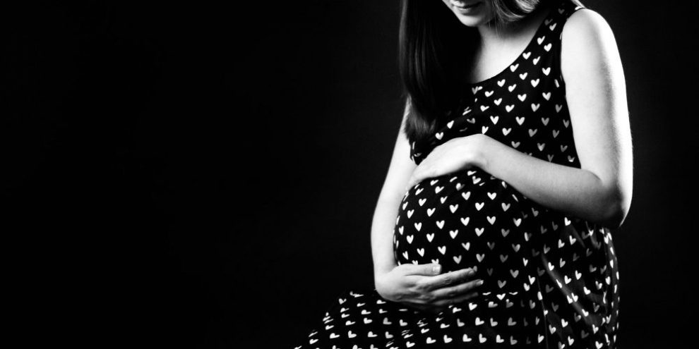 Canadian study suggests COVID-19 during pregnancy means 10 times higher risk of ICU admission
