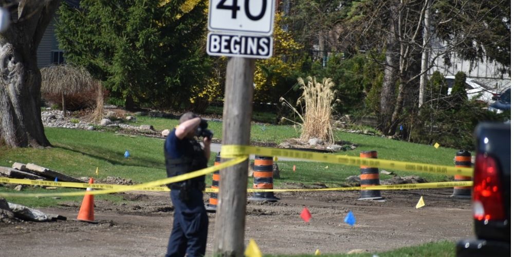 Man airlifted to trauma centre following stabbing in Barrie | Barrie 360