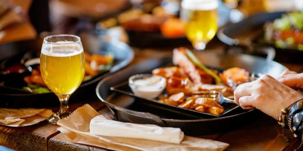 where to get pub food for locallicious