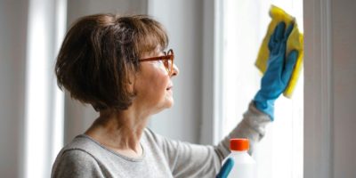 women windows cleaning from pexels by Andrea Piacquadio