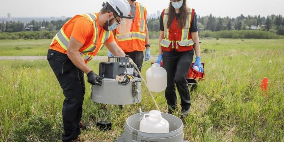 Canada needs a stronger COVID−19 detection system, experts say