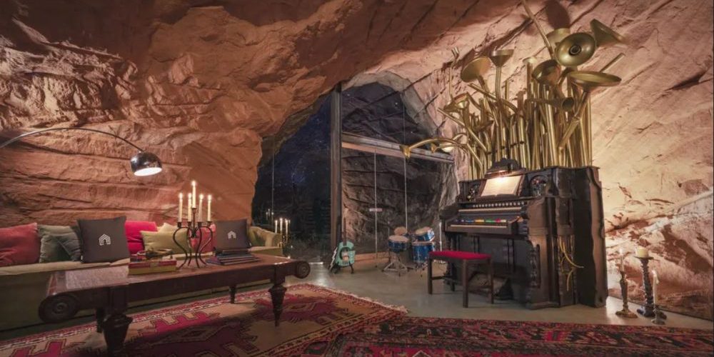 Live like The Grinch in a cave in Boulder, Utah