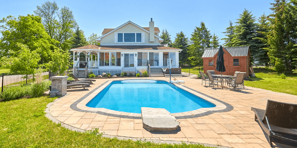 Home Of The Week 2596 Highway 26 Minesing Barrie 360   Untitled Design 1 