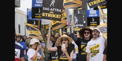 Actors strike- (AP Photo/Chris Pizzello) Chris Pizzello