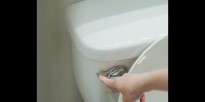 Toilet flush from pexels by Miriam Alonso