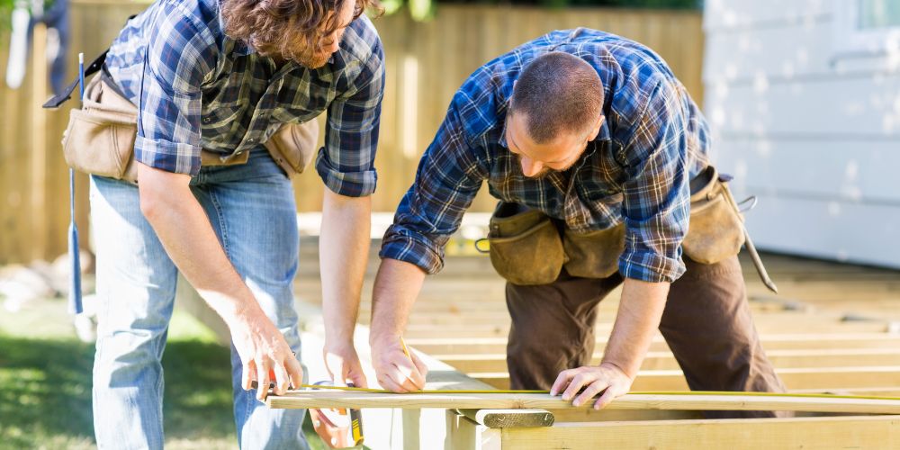 home renovation tips to help you build a deck
