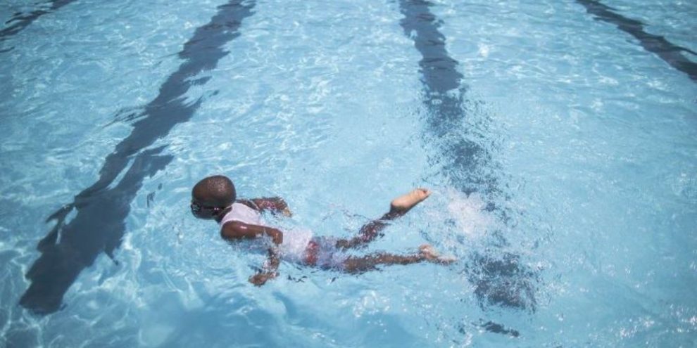 Swimming after eating - AP