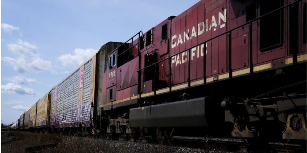 Teamsters union serves strike notice to CPKC; CN Rail issues lockout notice