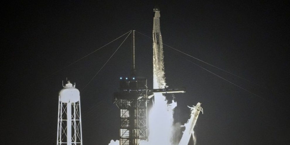 SpaceX launches billionaire to conduct the first private spacewalk