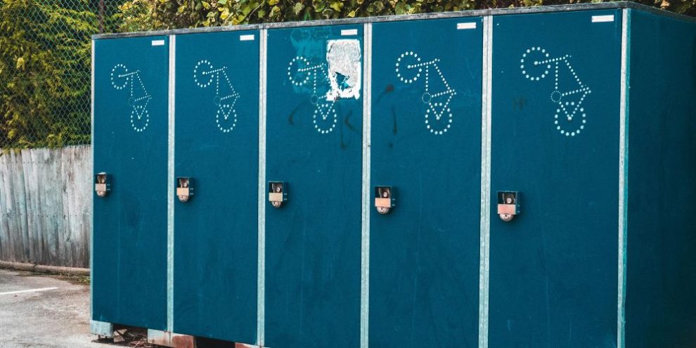 portable toilets from Pexels via Lisa Fotios