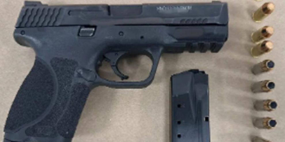 Loaded handgun seized during traffic stop: Barrie cops