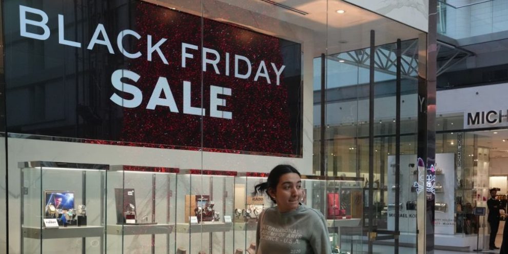 Can't resist Black Friday deals? How to shop while staying within your budget