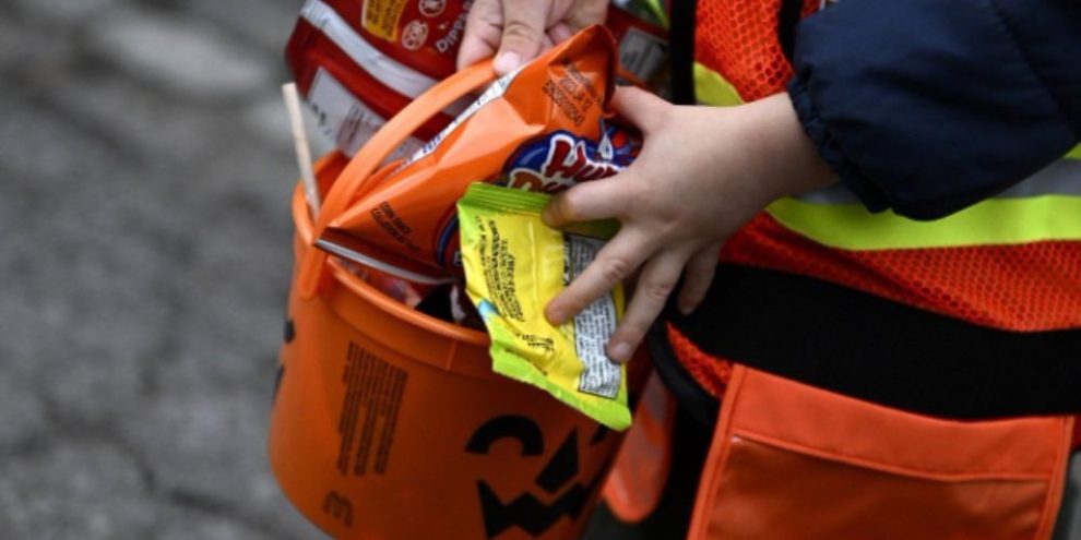 Report of razor blade found in child's Halloween candy is 'unfounded': OPP