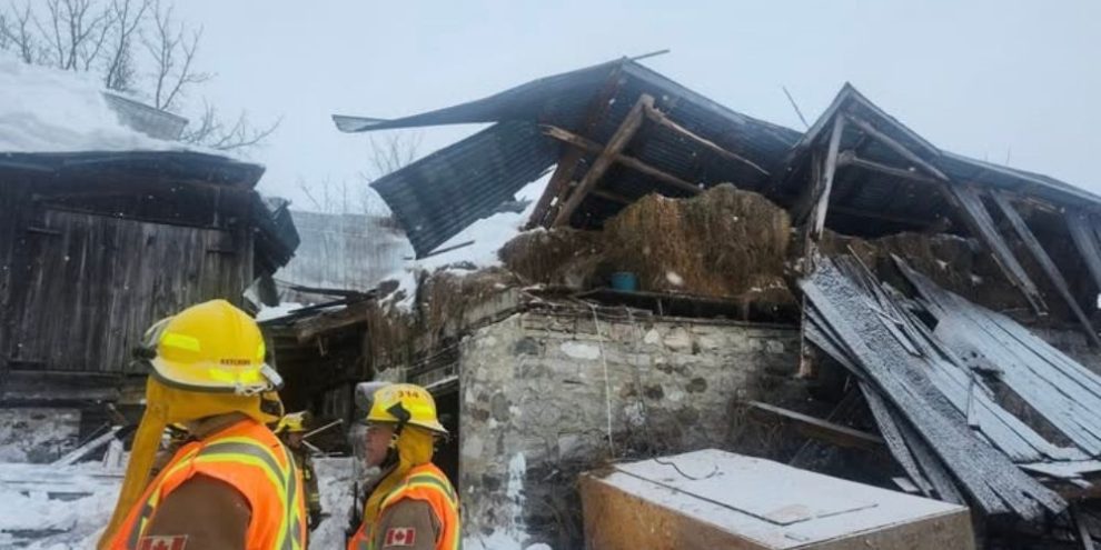 barn collapse - Oro-Medonte