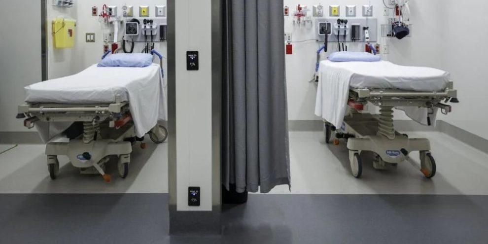 Treatment rooms in the emergency department at Peter Lougheed hospital - CP