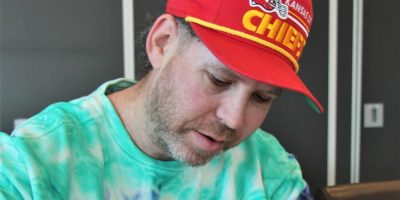 Waypoint Centre for Mental Health Care photo - Doug McCormack applies some more colour to a mandala at the HERO Art Group