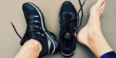 running shoes feet from pexels by Pixabay