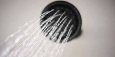 Running shower head