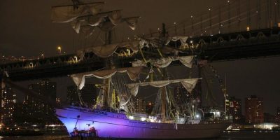 Mexican tall ship at Brooklyn Bridge