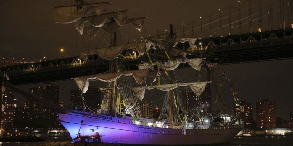 Mexican tall ship at Brooklyn Bridge
