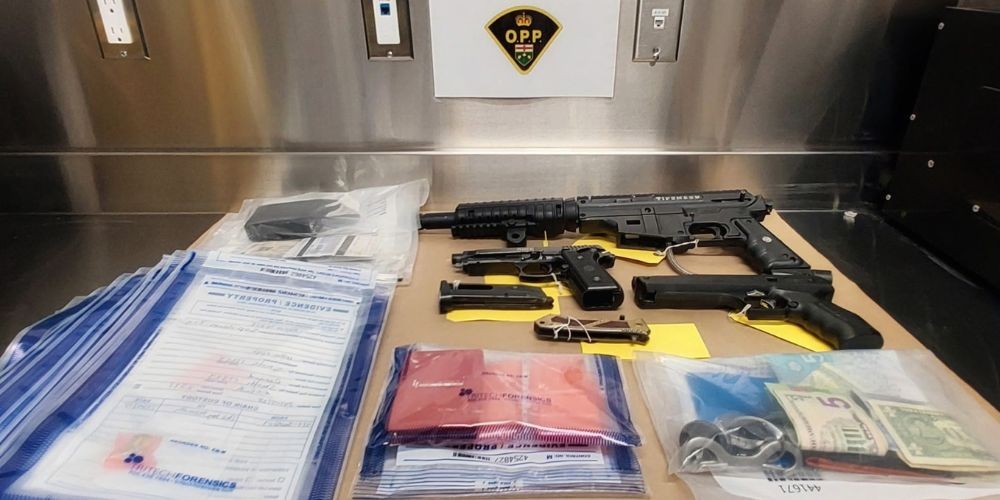 Drugs, replica firearms seized during traffic stop in Ramara Township