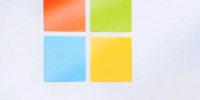 Windows' infamous 'blue screen of death' will soon turn black