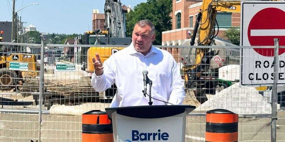 Barrie - construction projects