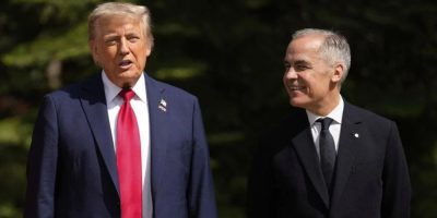 Donald Trump (left), Mark Carney (right)