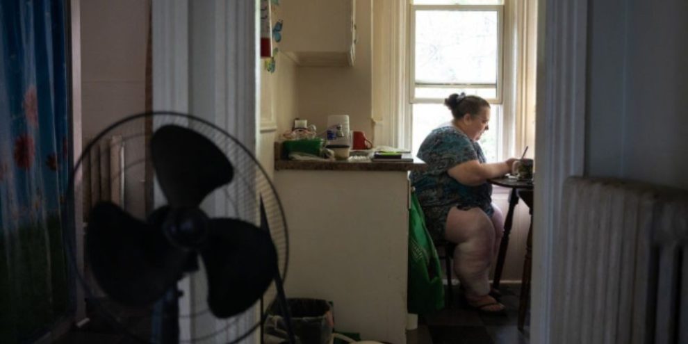 CP - low-income renters - air conditioning