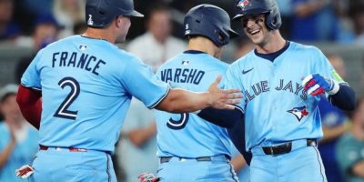 Clement and Varsho homer as Blue Jays post 5-1 win over Cubs
