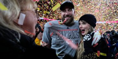 Taylor Swift and Travis Kelce are engaged