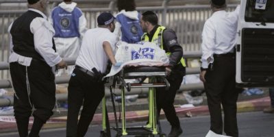 Palestinian gunmen open fire at Jerusalem bus stop, killing 6, Israeli officials say
