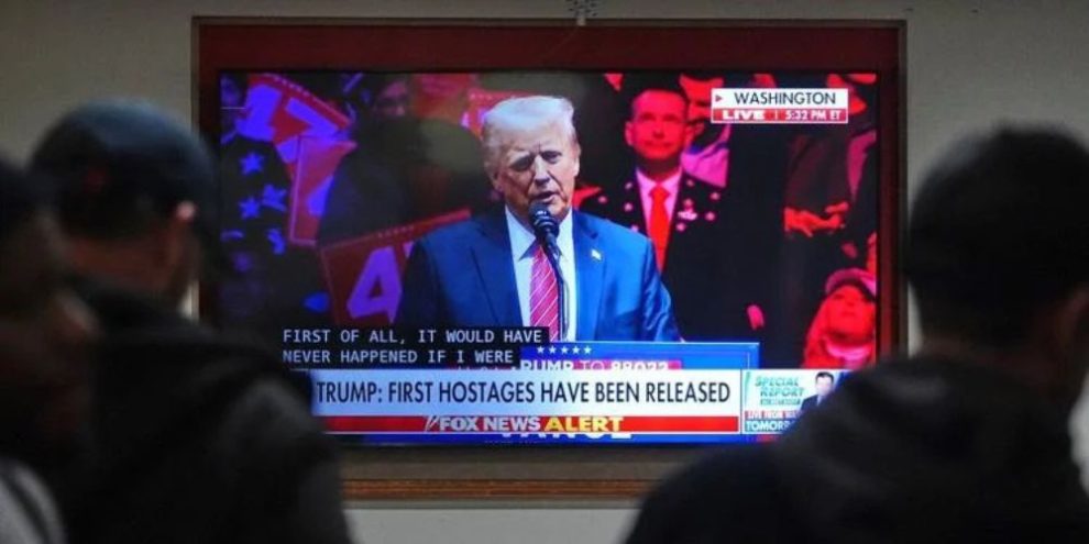 AP - Trump CNN subtitles